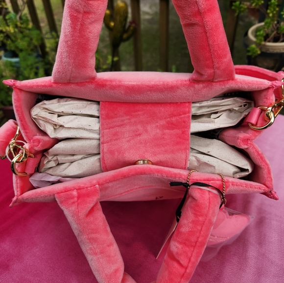 Juicy Couture Pink Velvet With Assorted Tiny Studes 9.5" Wide x 8"Deep - Picture 4 of 12
